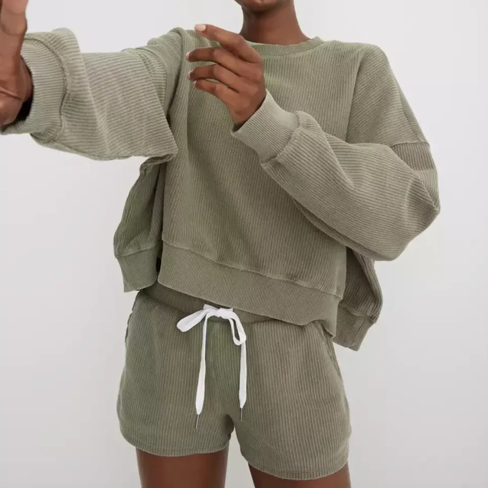 aerie new love corded cropped crew sweatshirt & shorts SET